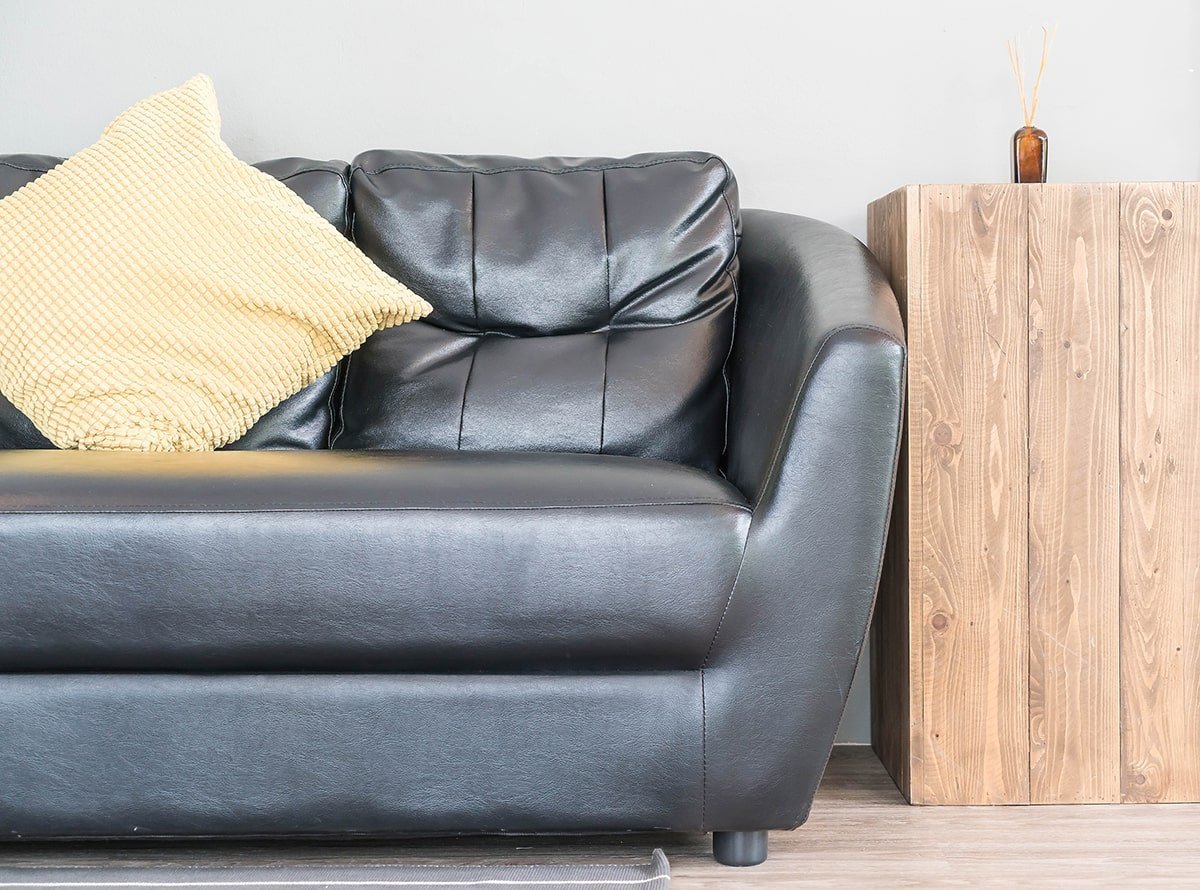 A bőr kanapé tisztítása - VIP Kanapé